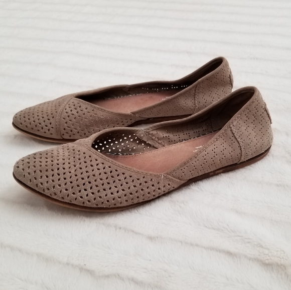 Toms Flats - Picture 1 of 6